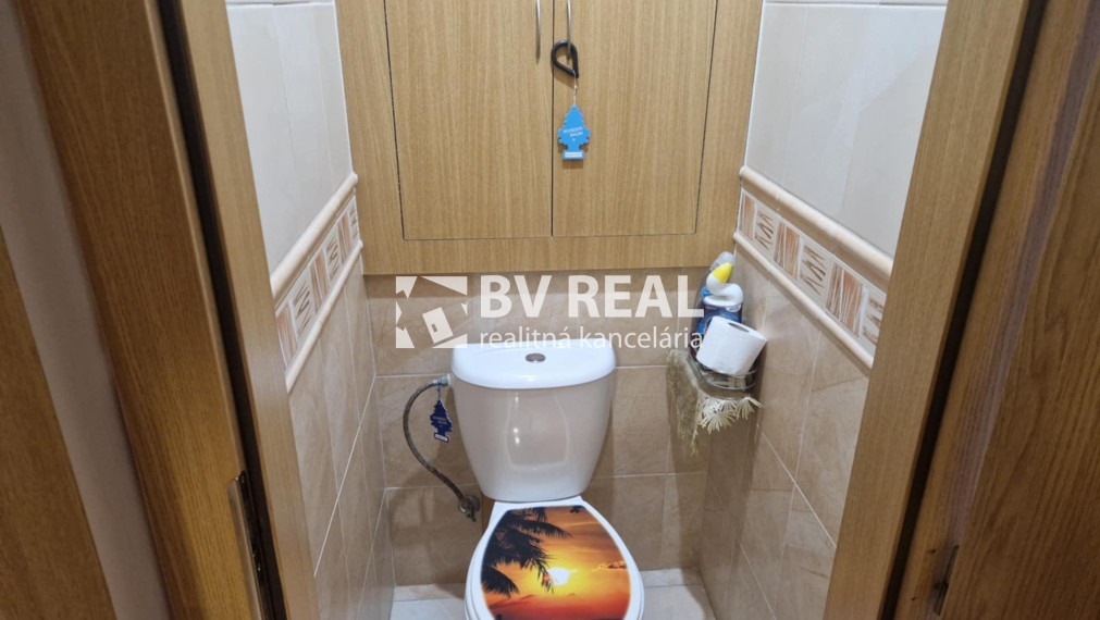 BV REAL Na predaj 4 izbový byt Handlová FM2419