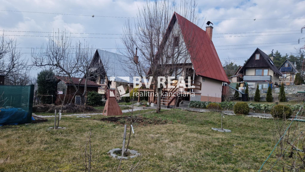 PREDANÉ BV REAL murovaná chata so záhradou Prievidza FM2422