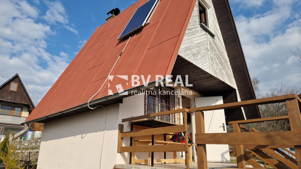 BV REAL murovaná chata so záhradou Prievidza FM2422