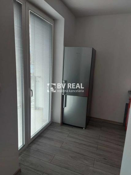 BV REAL Na prenájom 1 izbový byt v novostavbe Nováky FM2225