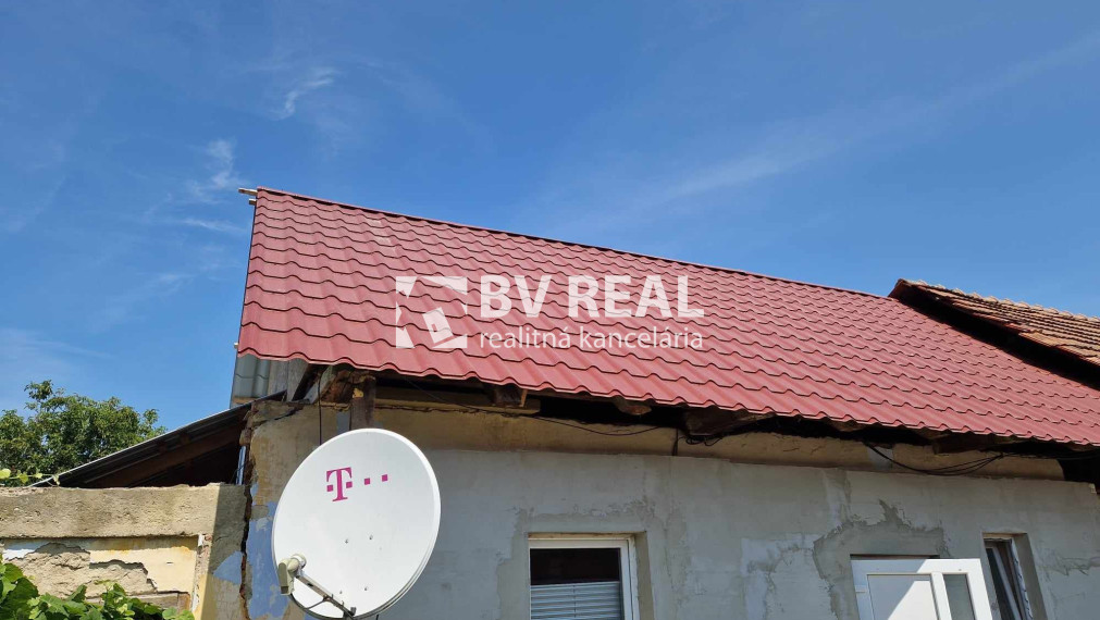 BV REAL Na predaj 2 rodinné domy obec Rybany FM2171