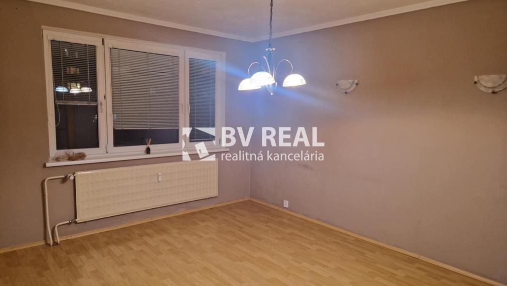 BV REAL Na predaj 3 izbový byt Prievidza FM2429
