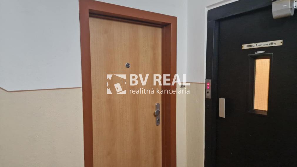 BV REAL Na predaj 3 izbový byt Prievidza FM2429
