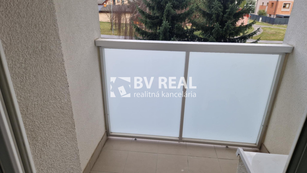 BV REAL Na prenájom 2 izbový byt Žiar nad Hronom FM2431