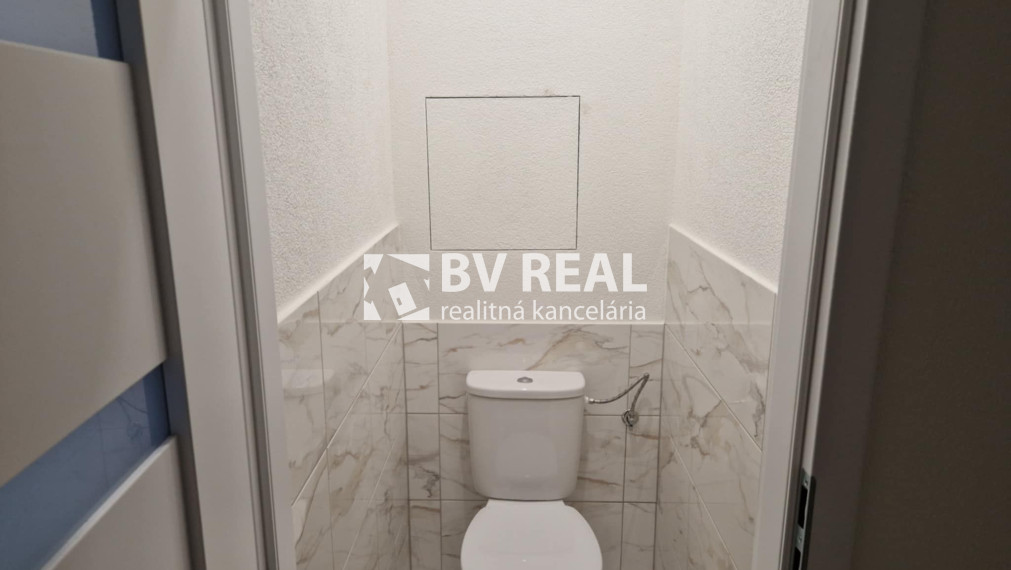 BV REAL Na prenájom 2 izbový byt Žiar nad Hronom FM2431