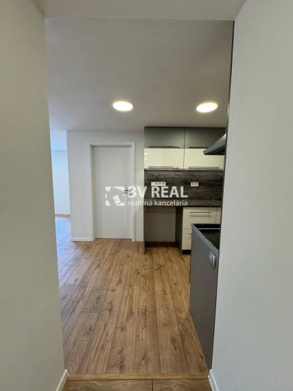 BV REAL Na predaj 2 izbový byt Handlová FM2153