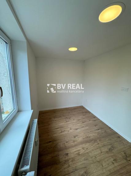BV REAL Na predaj 2 izbový byt Handlová FM2153