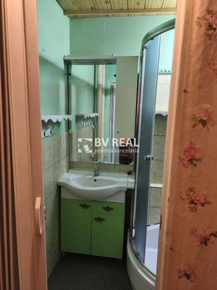 BV REAL Na predaj 2 izbový byt, 2 balkóny, Handlová FM2395