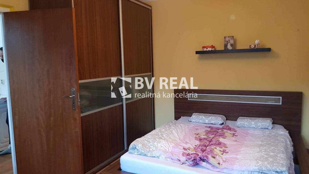 BV REAL Na prenájom 1 izbový byt Prievidza FM2426