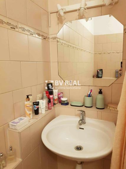 BV REAL Na prenájom 1 izbový byt Prievidza FM2426