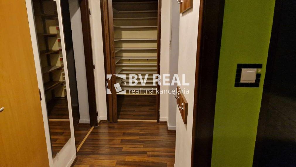 BV REAL na predaj investičný 2 izbový byt Prievidza FM1939