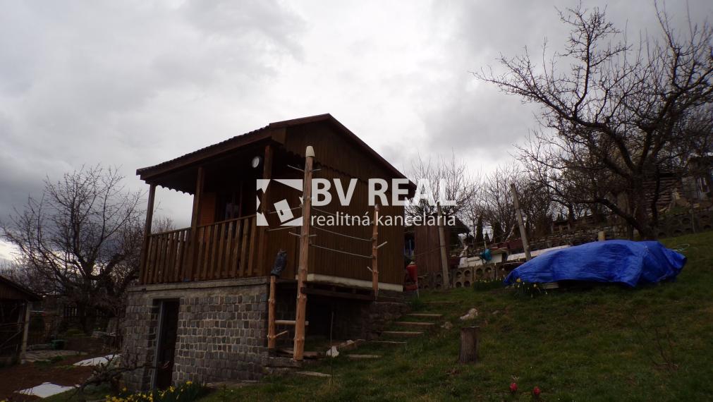 BV REAL Na prenájom aj odkup chata a záhrada Brodzany FM1905