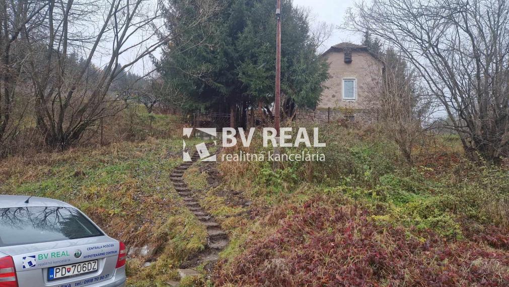 BV REAL na predaj rodinný dom Handlová FM2186