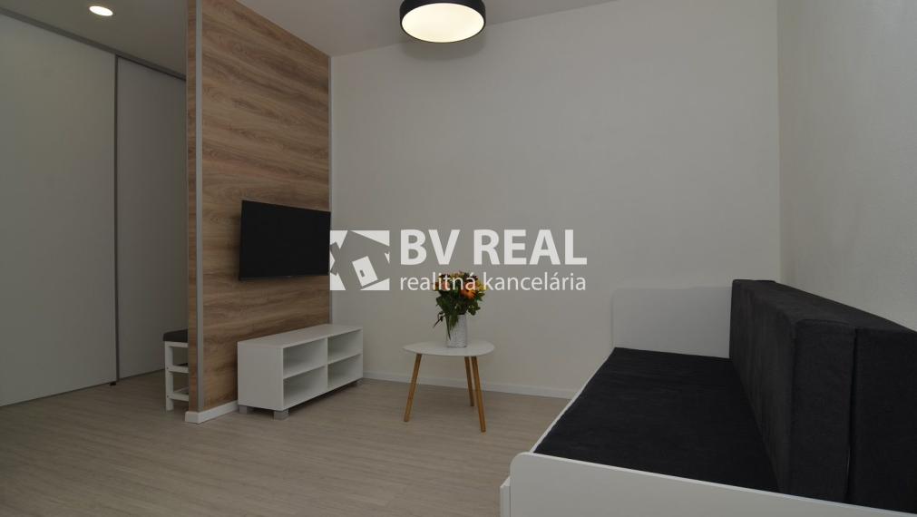 BV REAL Na prenájom garsónka Bánovce nad Bebravou FM2159