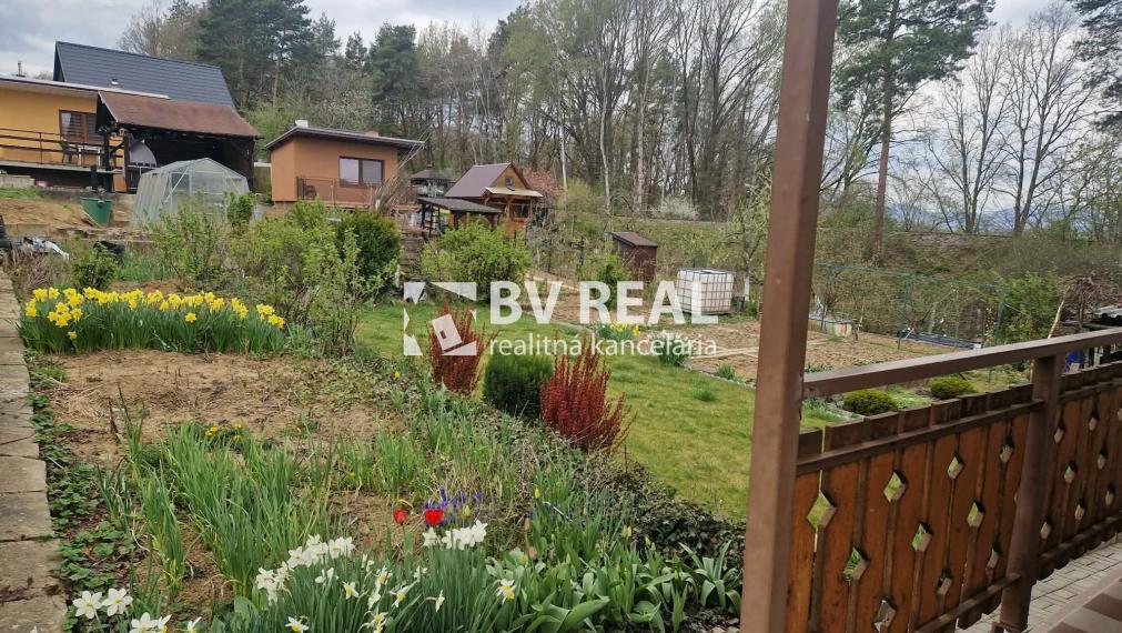 BV REAL murovaná chata so záhradou Prievidza FM2434