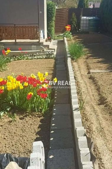 BV REAL murovaná chata so záhradou Prievidza FM2434