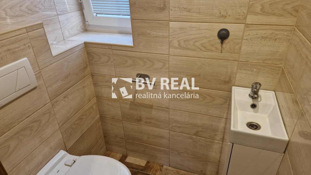 BV REAL Na predaj 2 izbový byt Handlová FM2291