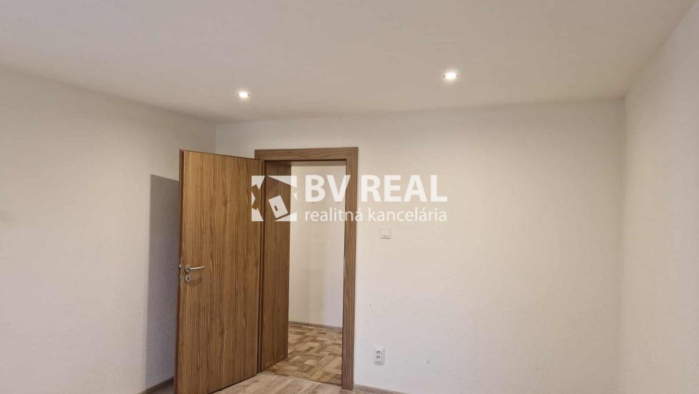 BV REAL Na predaj 2 izbový byt Handlová FM2291