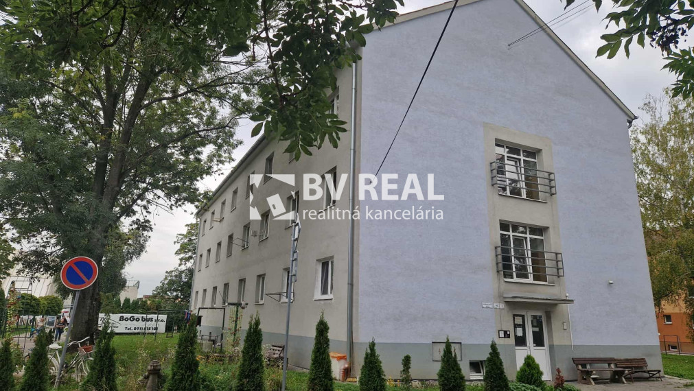 BV REAL Na predaj 2 izbový byt mesto Nováky FM2333