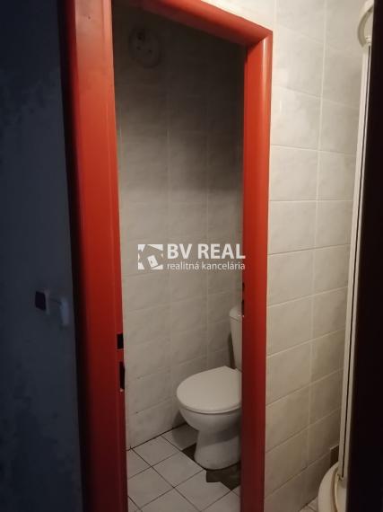 BV REAL na prenájom 4 izbový apartmán Žiar nad Hronom FM2093