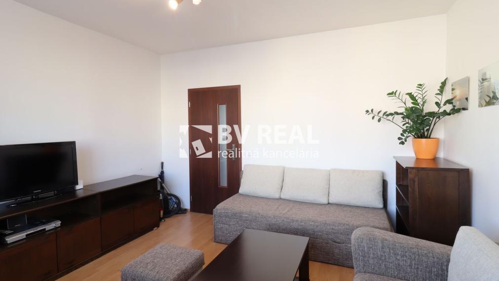BV REAL prenájom 2 izbový byt 50 m2 Prievidza Zapotočky BV6003