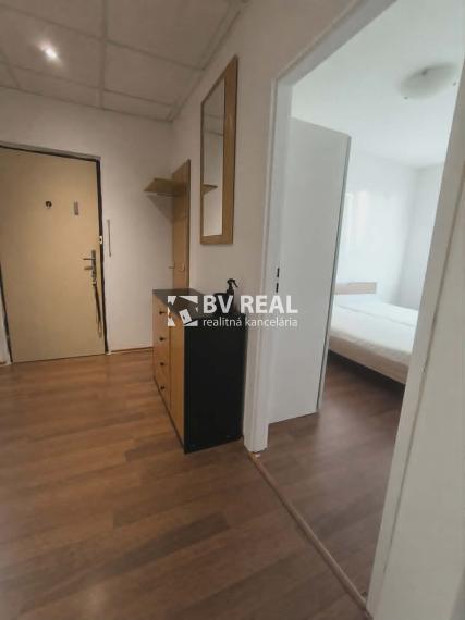 BV REAL Na prenájom zariadený 2 izbový byt Partizánke FM2442