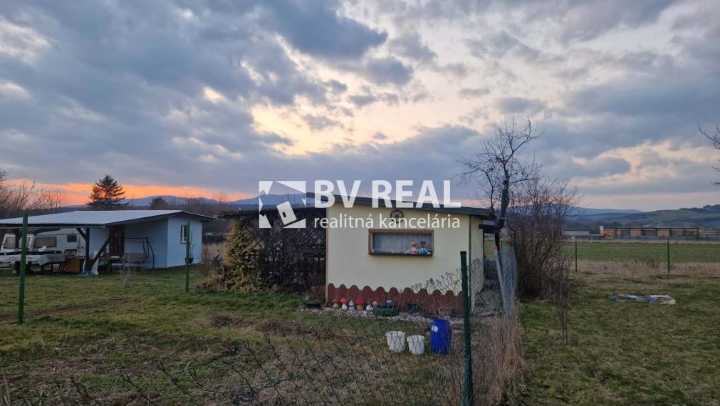 BV REAL Na prenájom pozemok s chatkou obec Koš okres Prievidza FM2445