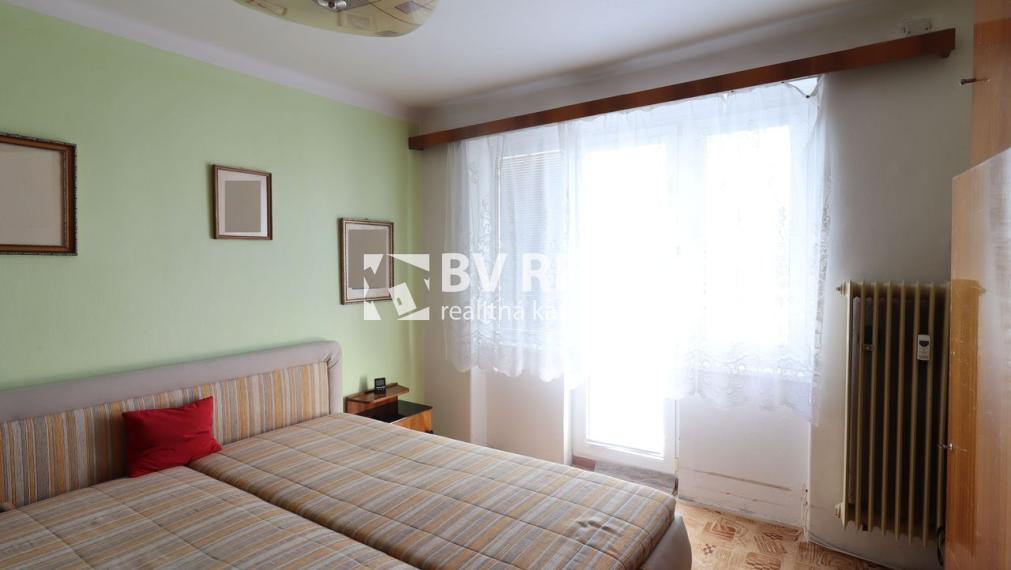 BV REAL na predaj 3 izbový byt 71 m2 Nováky BV5007