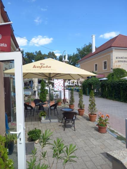 BV REAL Na prenájom obchodný priestor 97 m2 Bojnice FM2451