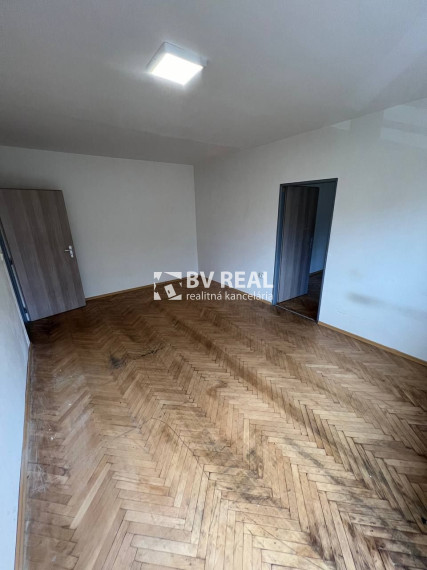 BV REAL Na prenájom 3 izbový byt s odkupom na splátky FM2452
