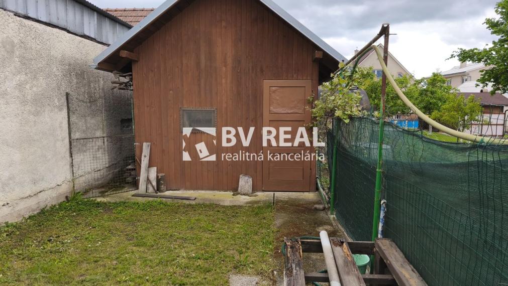 BV REAL Na predaj rodinný dom Lehota pod Vtáčnikom BV6001