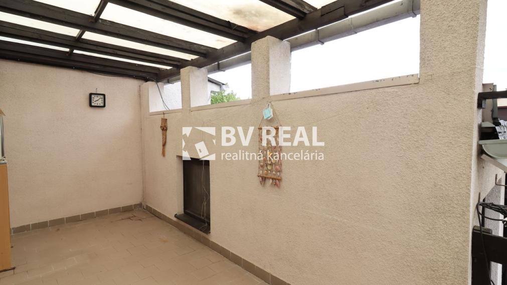 BV REAL Na predaj rodinný dom Lehota pod Vtáčnikom BV6001