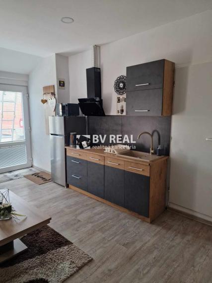 BV REAL predaj polyfunkčný objekt Čereňany okres Prievidza FM2126