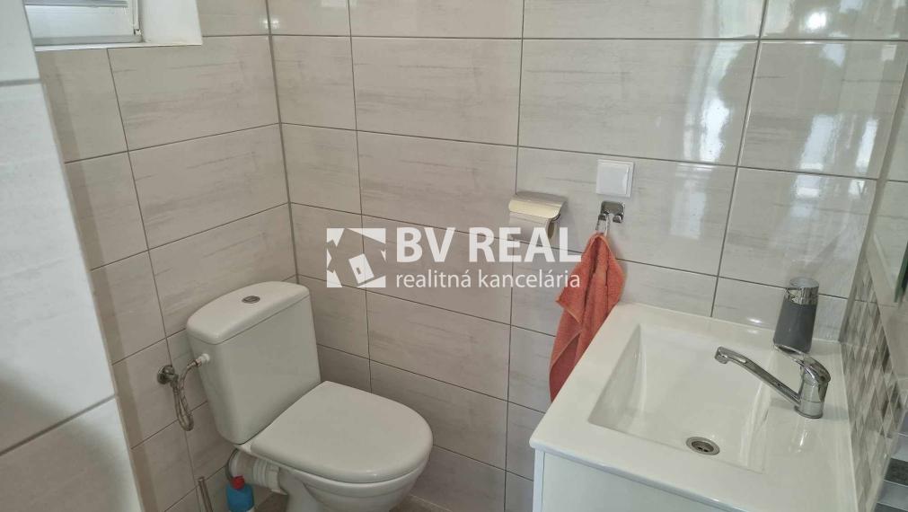 BV REAL predaj polyfunkčný objekt Čereňany okres Prievidza FM2126