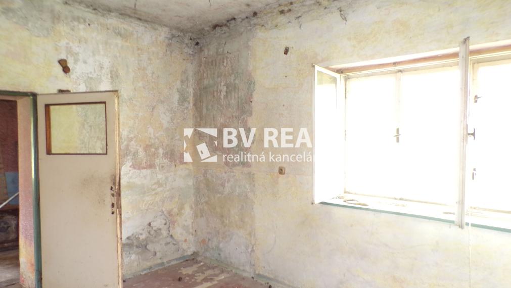 BV REAL Na predaj rodinný dom s pozemkom Horná Štubňa FM1760