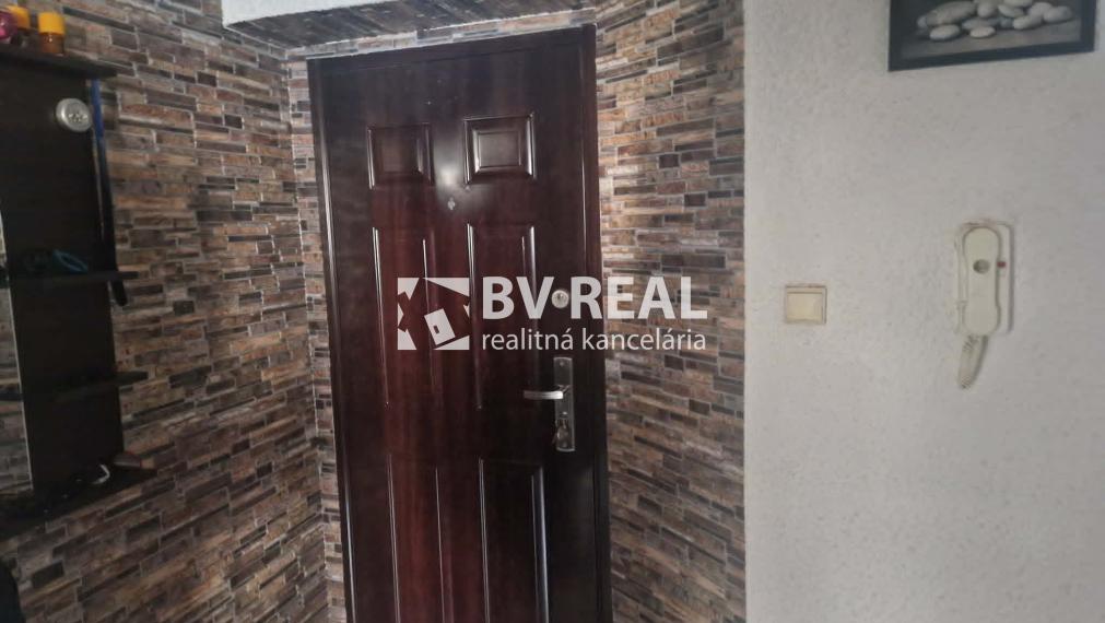 BV REAL Na predaj 2 izbový byt Žiar nad Hronom FM2438
