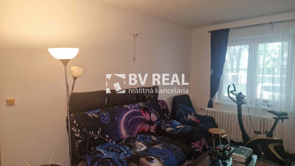REZERVOVANÉ BV REAL Na predaj 1 izbový byt Prievidza FM2457