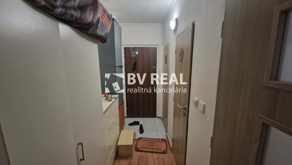 REZERVOVANÉ BV REAL Na predaj 1 izbový byt Prievidza FM2457