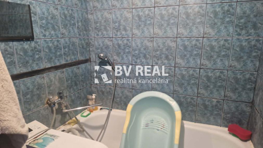 BV REAL Na predaj 2 izbový byt Žiar nad Hronom FM2438