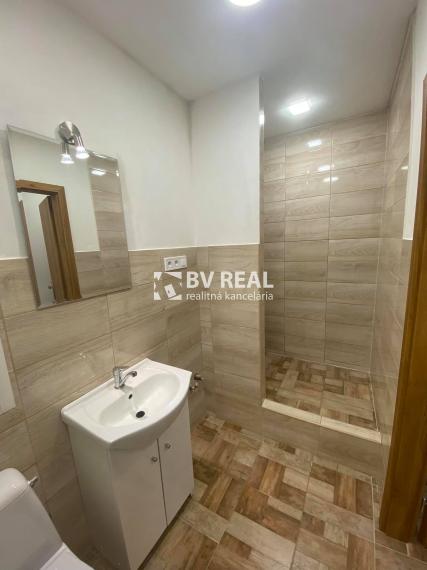 BV REAL Na predaj 2 izbový byt Handlová FM2463