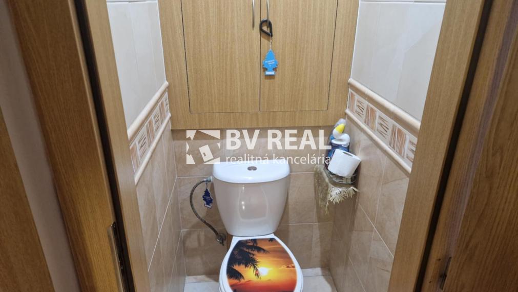 BV REAL Na predaj 4 izbový byt Handlová FM2419