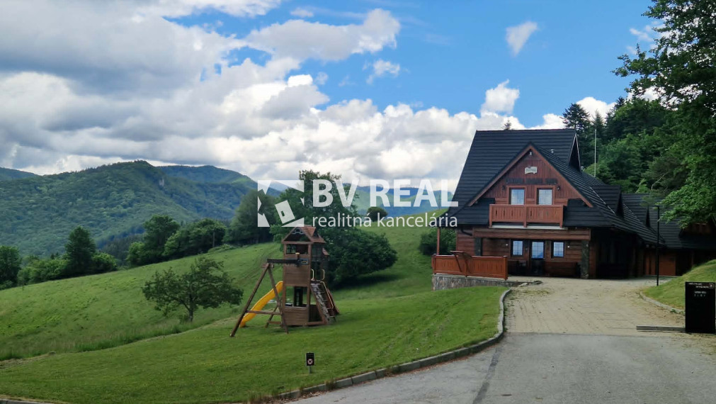 BV REAL Na predaj pozemok obec Čremošné FM1977