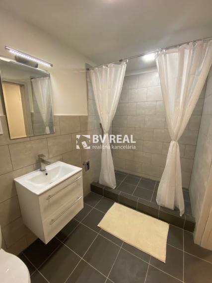 BV REAL Na predaj 2 izbový byt Handlová FM2464