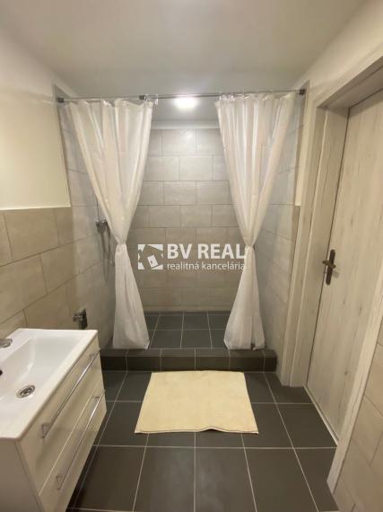 BV REAL Na predaj 2 izbový byt Handlová FM2464