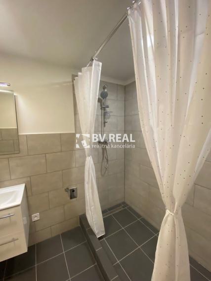 BV REAL Na predaj 2 izbový byt Handlová FM2464