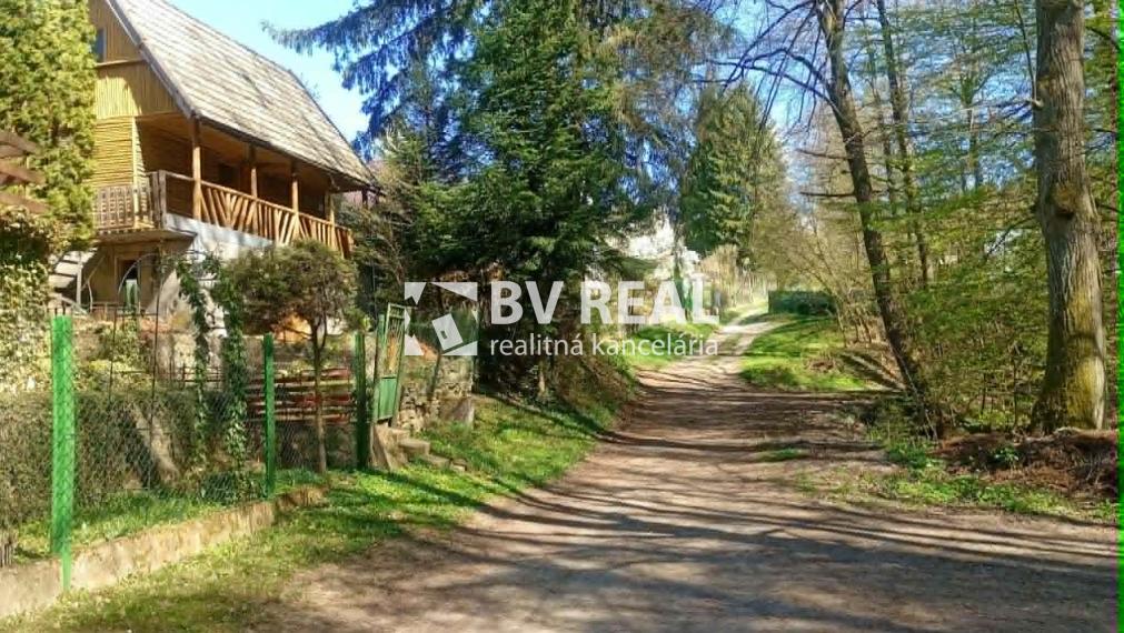 BV REAL Na predaj chata so záhradou Handlová FM2465
