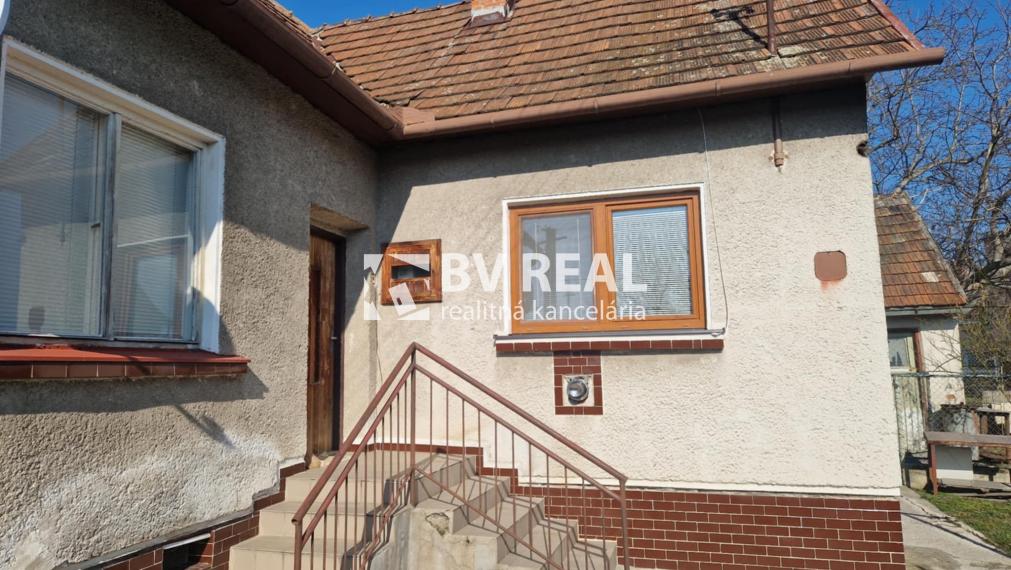 BV REAL Na predaj rodinný dom Prievidza FM2417
