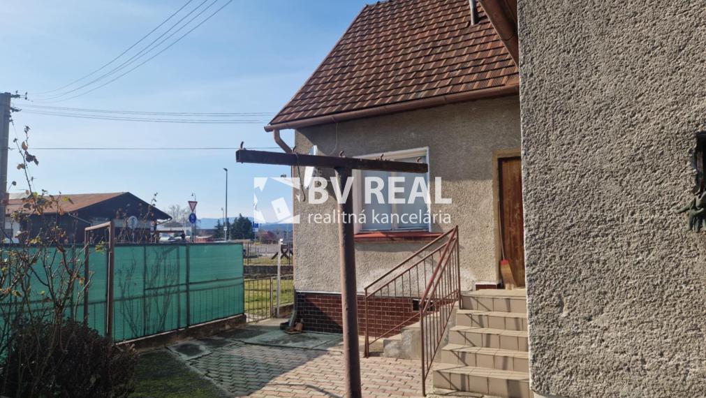 BV REAL Na predaj rodinný dom Prievidza FM2417