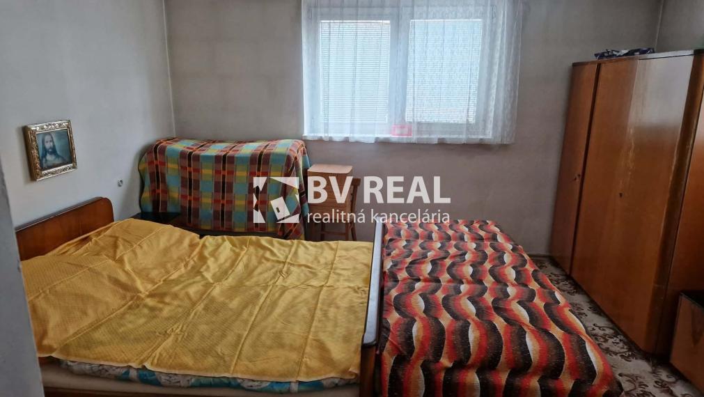 BV REAL Na predaj rodinný dom Prievidza FM2417