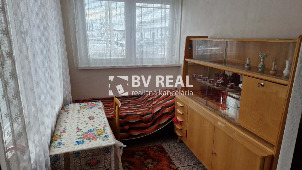 BV REAL Na predaj rodinný dom Prievidza FM2417